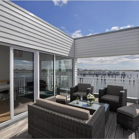 Nantucket Olpenitz
